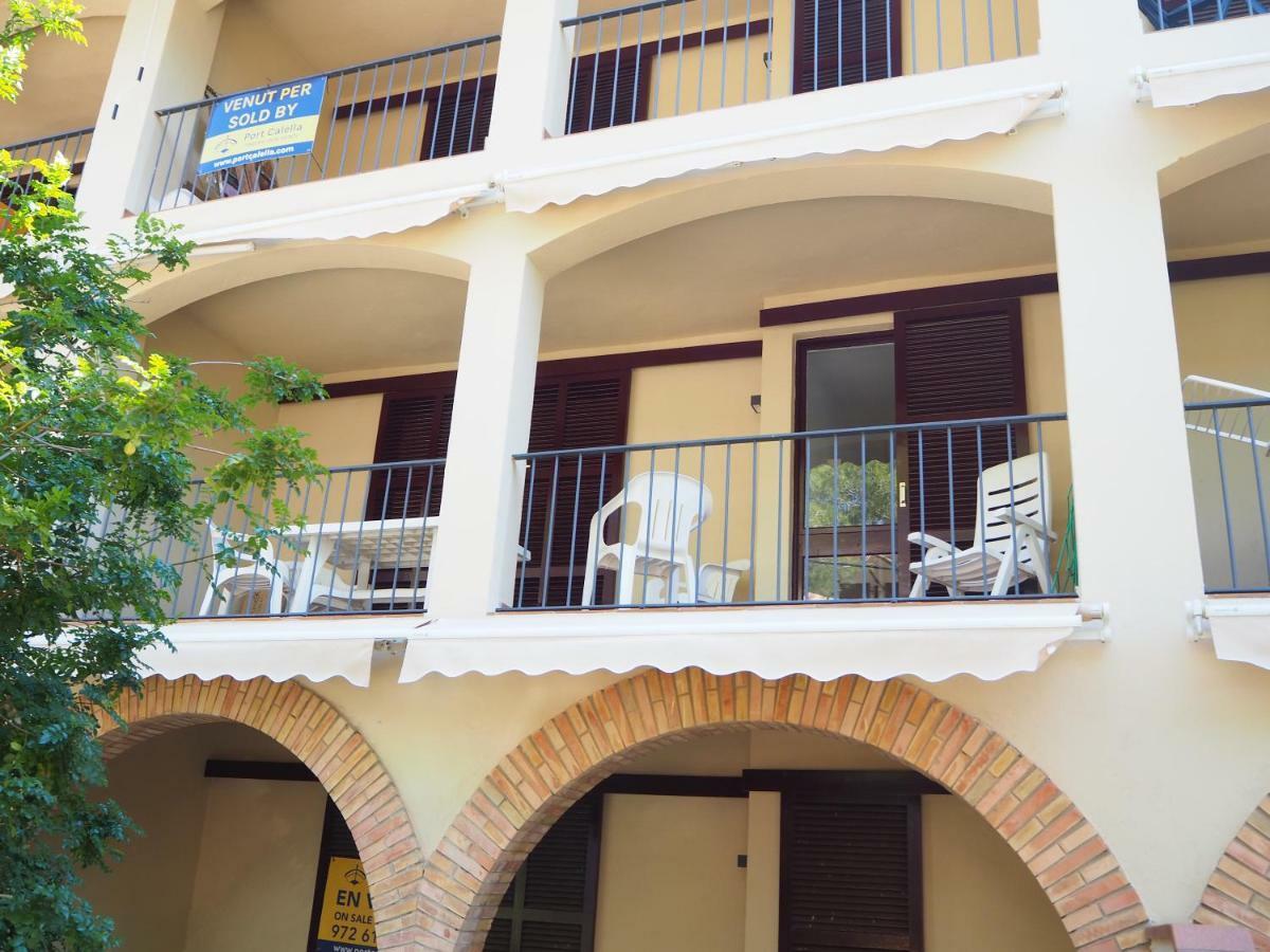 Apartamento Reformado A 2 Minutos De La Playa En Calella! Calella De Palafrugell Luaran gambar