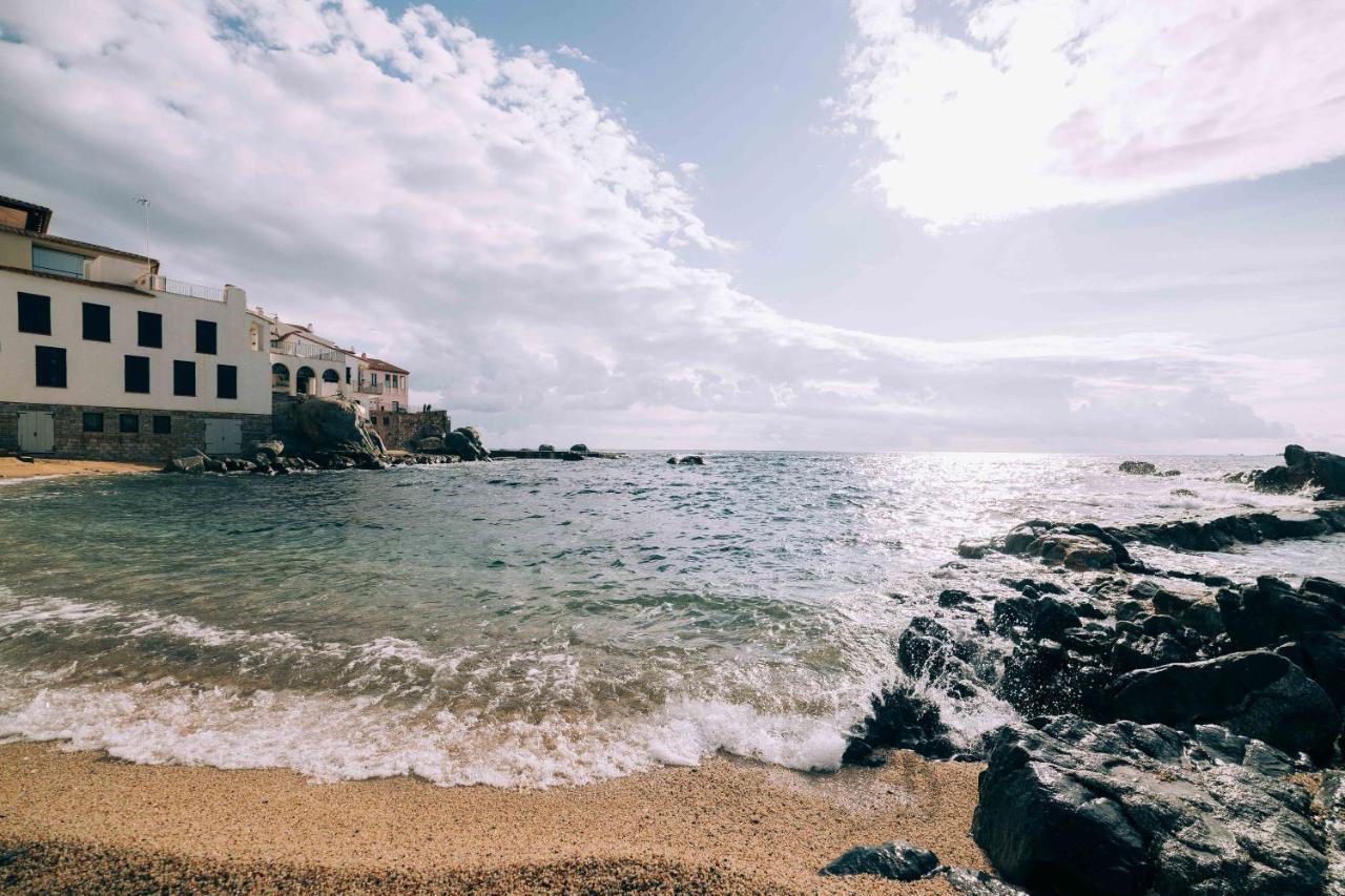 Apartamento Reformado A 2 Minutos De La Playa En Calella! Calella De Palafrugell Luaran gambar